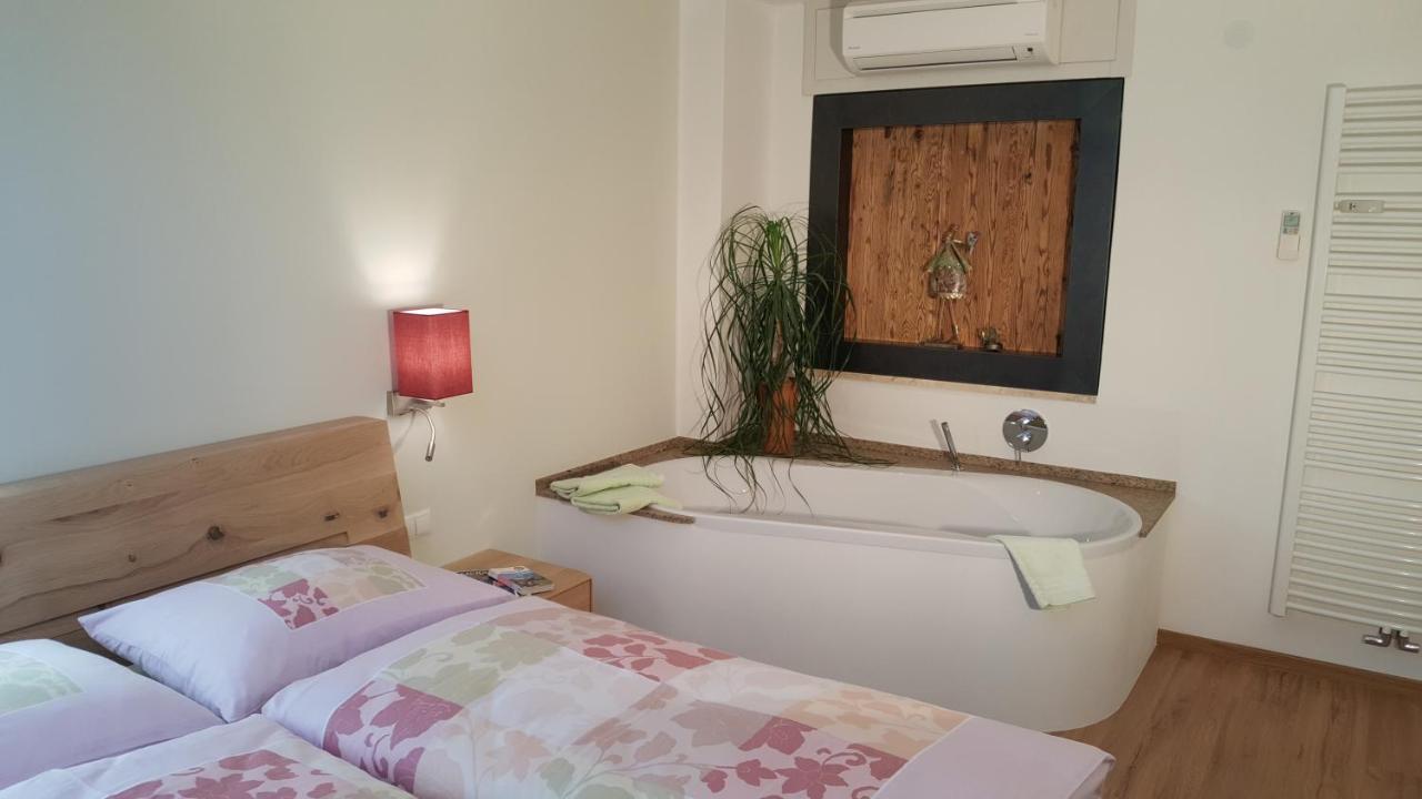 Viadolcevita - Gruene Gaestewohnung Lana Ngoại thất bức ảnh